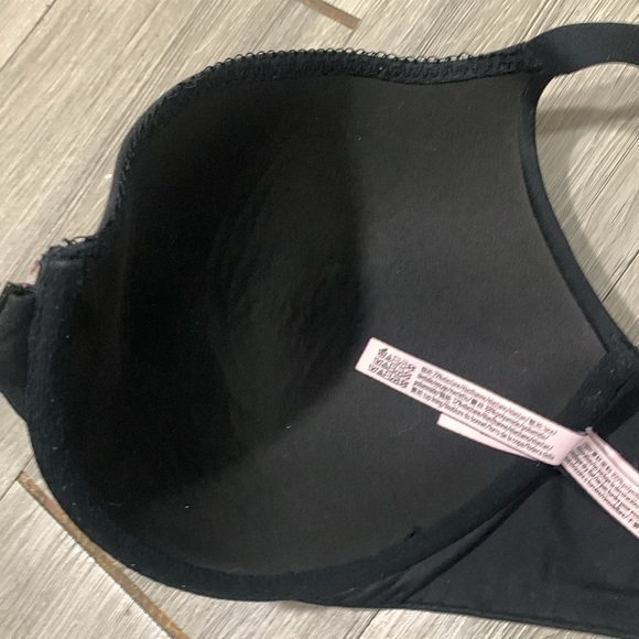 Victoria’s Secret Black Racerback Perfect Shape Front Closure Molded Cup Bra - Picture 7 of 9